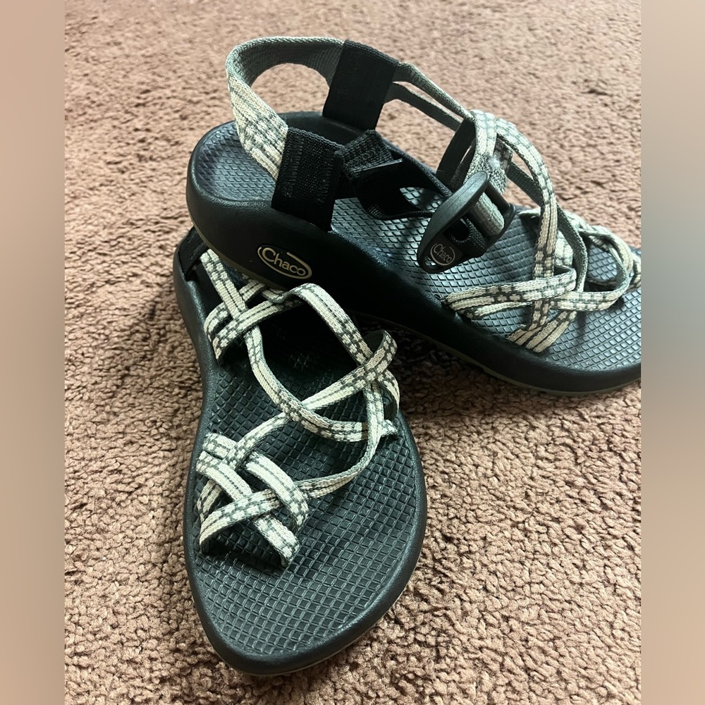 Women’s Chaco sandals size 7